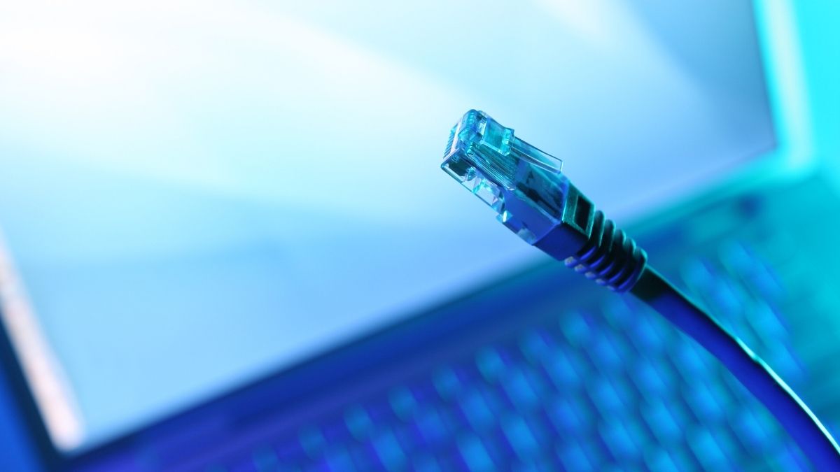 Broadband cable